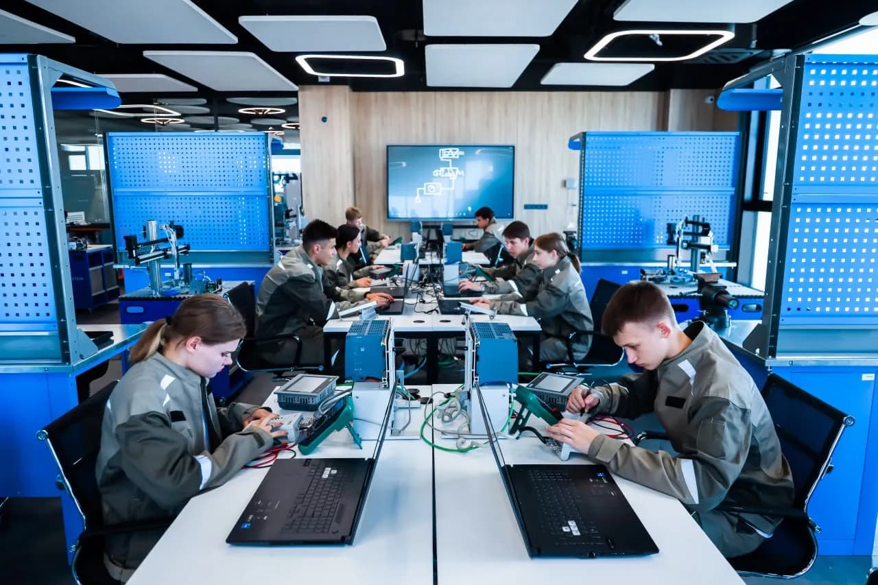 Практика и обучение