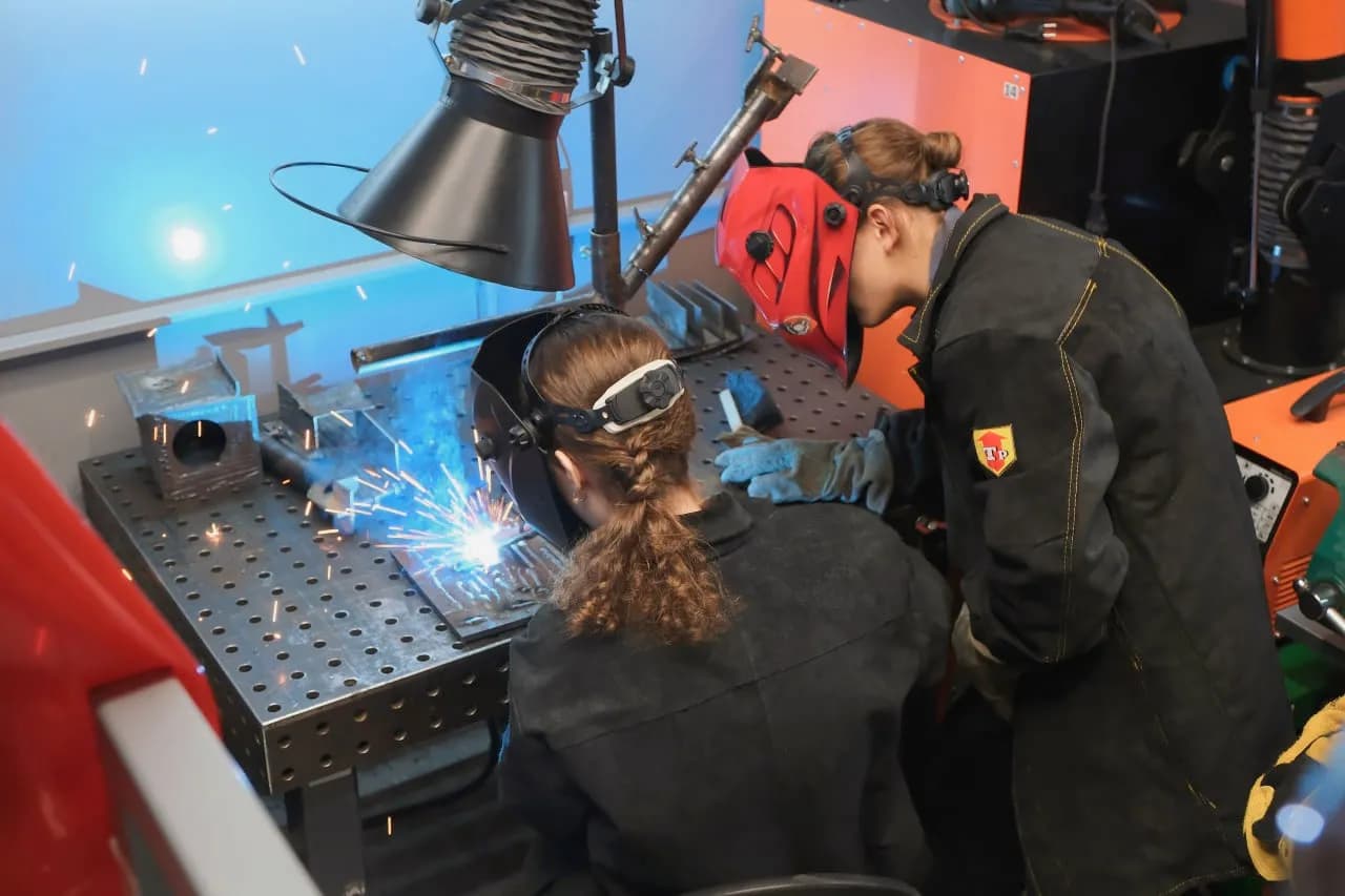 Более 500 школьников уже узнали, что такое промышленность!👨‍🎓